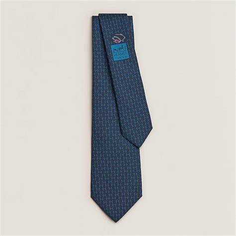 hermes tie curling